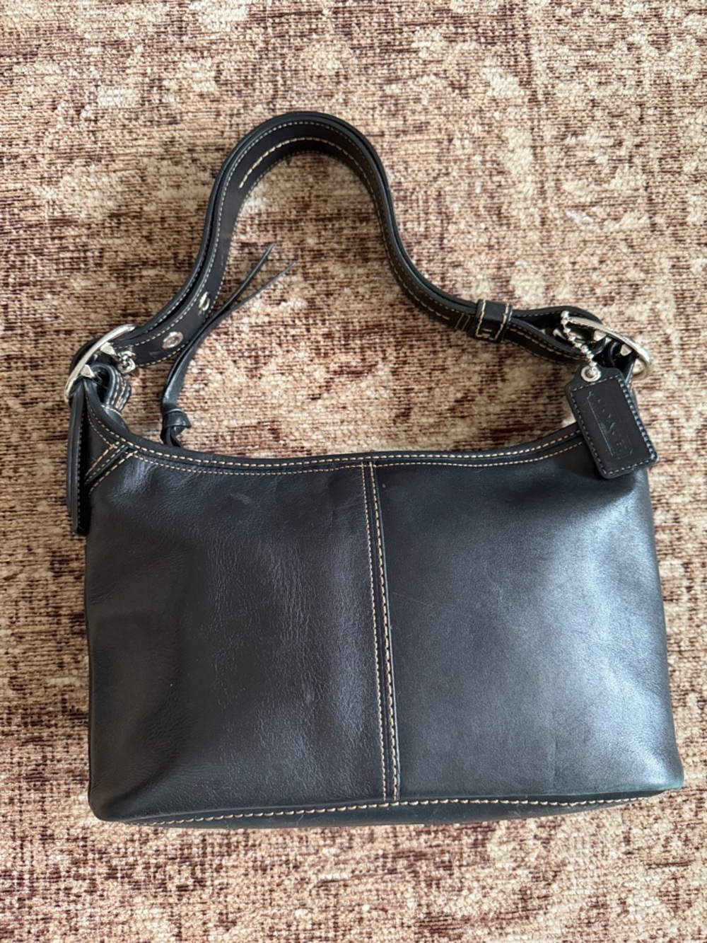 Coach Black Leather Shoulder and Crossbody Bag with Contrast Stitching - Picture 2 of 7